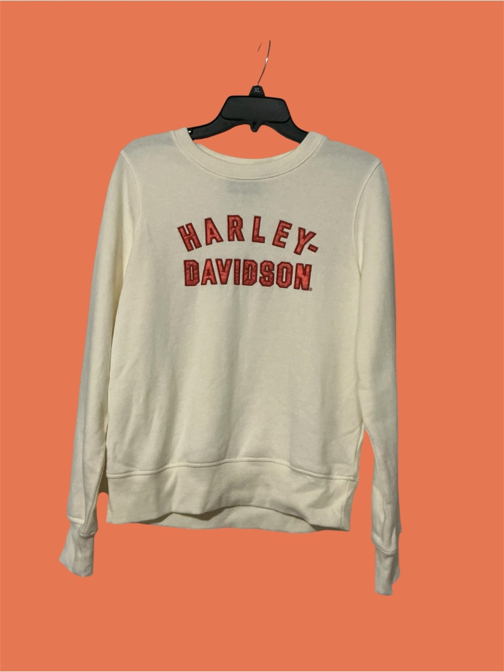 Harley-Davidson Cream Crewneck Sweatshirt with Red Logo